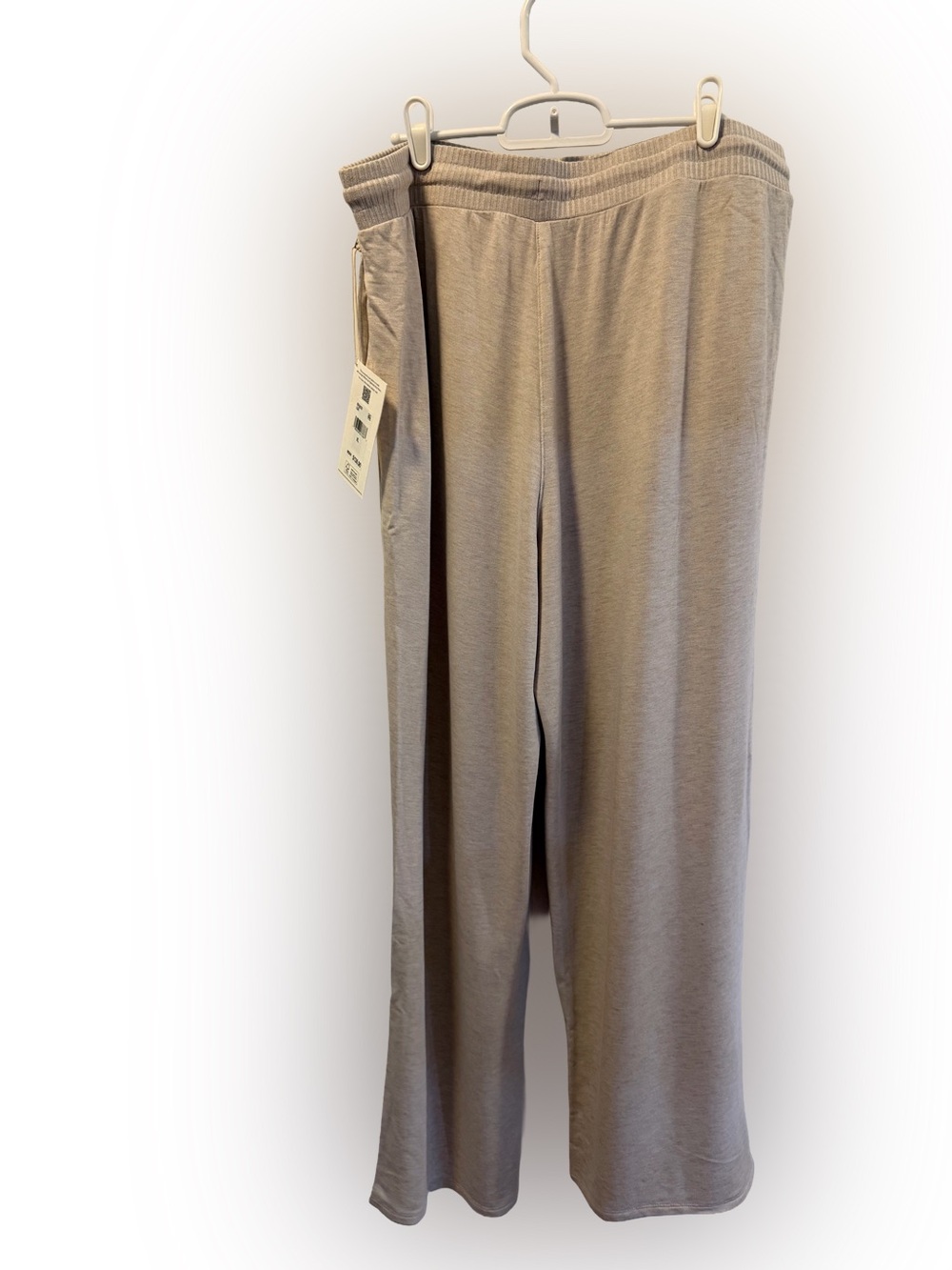 NWT Splendid Supersoft Trim Lounge Pants, Size XL - Picture 3 of 8
